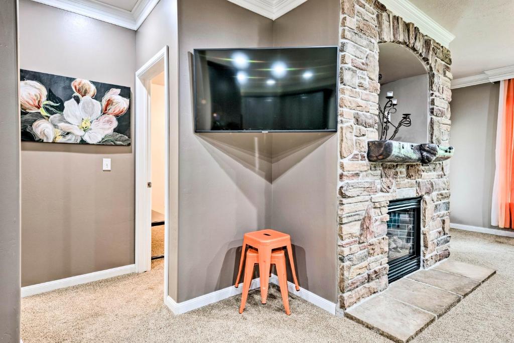 Renovated Condo 8 Miles to Snowbasin Ski Resort! - image 6