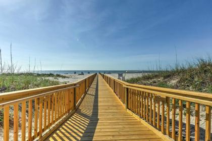 Coastal Condo with Balcony and Luxe Resort Amenities! - image 19