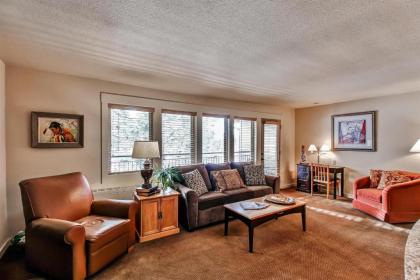 Bend Condo with Deck Resort-Style Amenities and Views! - image 7