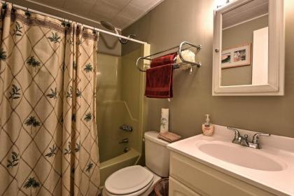 Home with Sunroom and Access to Arrowhead LK Amenities! - image 11