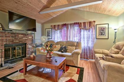 Home with Sunroom and Access to Arrowhead LK Amenities! - image 12