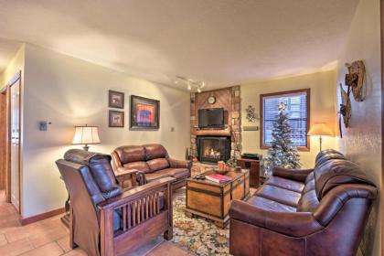 Cozy Condo - half Mile to Angel Fire Resort! - image 7