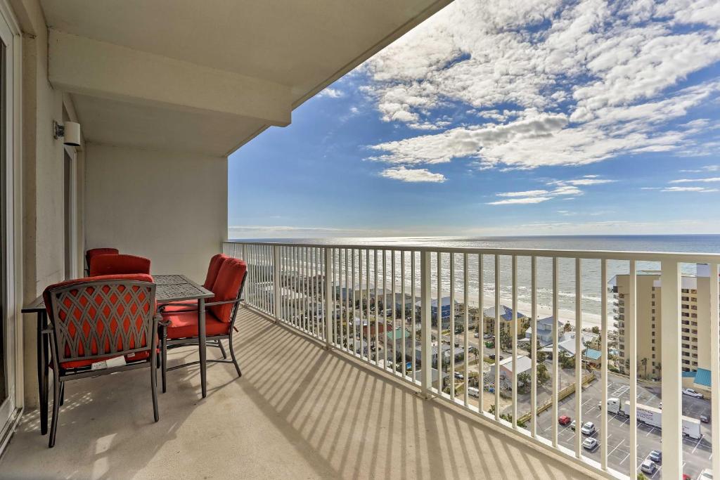 PCB Resort Condo - Across the Street from Beach! - image 5