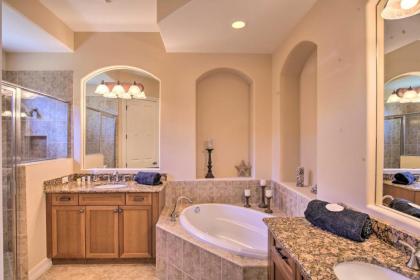 Lavish Naples Resort Villa with Private Pool! - image 8