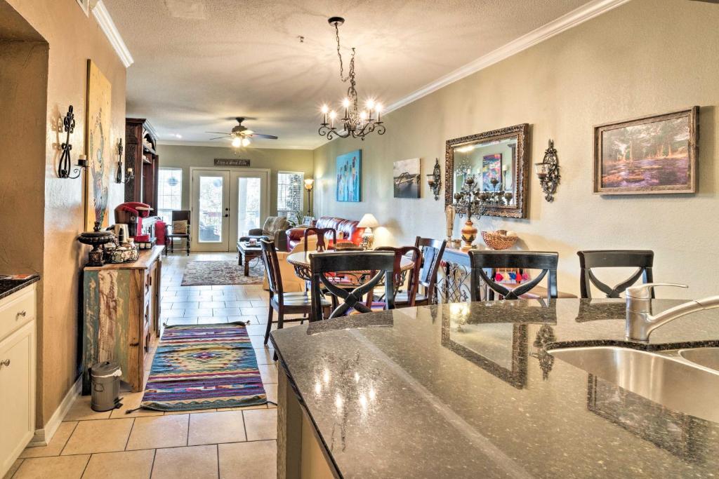 Lakefront Lago Vista Condo with Resort Amenities - image 2