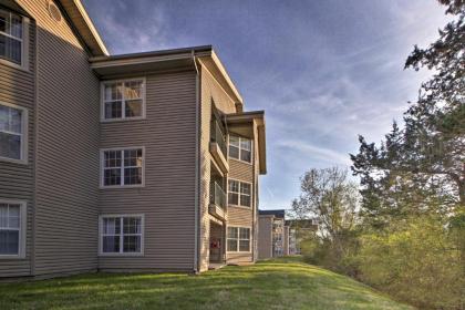 Walk-In Resort Condo Near Downtown Branson! - image 3