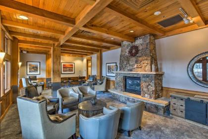 Cozy Ski-In and Ski-Out Winter Park Resort Condo! - image 9