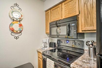 Branson Condo with Resort Amenities - No Stairs! - image 10