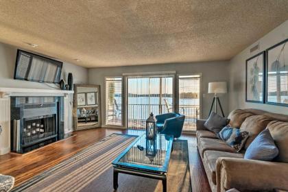 Sunset-View Resort Condo on Lake Hamilton! - image 15