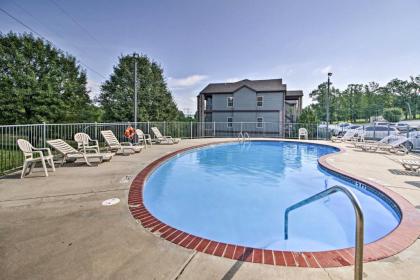 Walk-In Resort Condo Near Silver Dollar City - image 4