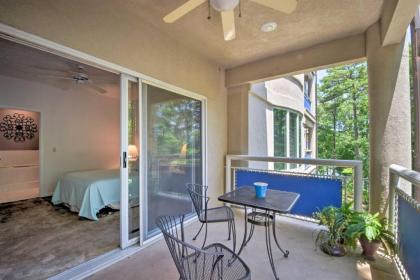 Condo on Lake Keowee with Resort Amenities Pool - image 14