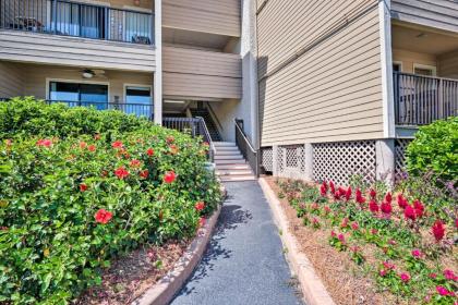 Resort Condo 4 Min Walk to Folly Field Beach - image 19