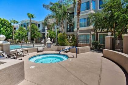 Tempe Resort Condo Mins from Papago Park+ASU - image 12