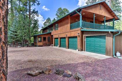 Central Pinetop Getaway Golf Hike and Ski Nearby! - image 3