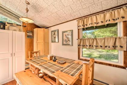 Cozy Speculator Cottage about 2 Mi to Ski Resort! - image 7