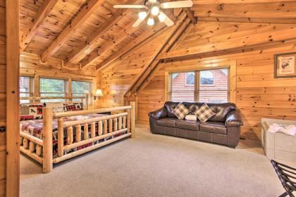 Spacious Pigeon Forge Resort Cabin with Hot Tub - image 7