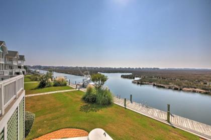 Manteo Waterfront Resort Home with 30-Ft Dock! - image 19