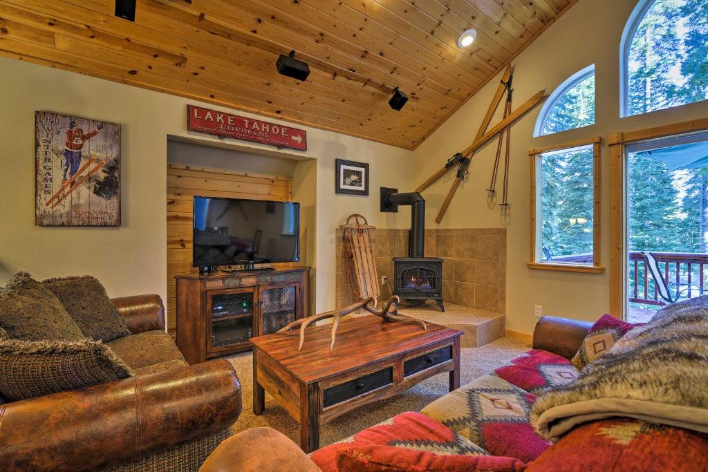 Custom Tahoe Cabin 5 Minutes From Homewood Resort! - main image