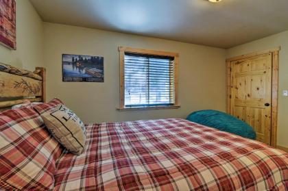 Custom Tahoe Cabin 5 Minutes From Homewood Resort! - image 18