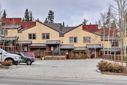 Ski-In and Out and Walk to Main St at Breck Resort Condo - image 10