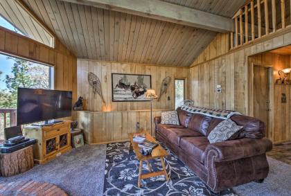 Charming Big Bear Cabin with Deck - 5 Mi to Resort! - image 4