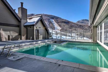 Ski-In and Ski-Out Resort Condo with Gas Fireplace! - image 1