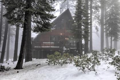 Idyllic Northstar Cabin with Shuttle 2 Mi to Resort! - image 5