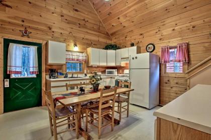 Cozy Retreat with Porch and Double JJ Resort Access! - image 13