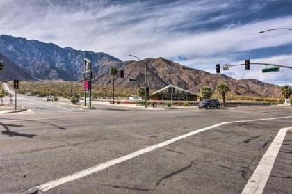 Resort Apt in Heart of Palm Springs with Pools and Tennis - image 5