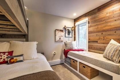 Chic Breckenridge Condo with New Luxe Furnishings! - image 10