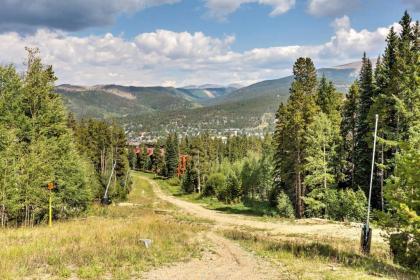 Chic Breckenridge Condo with New Luxe Furnishings! - image 4