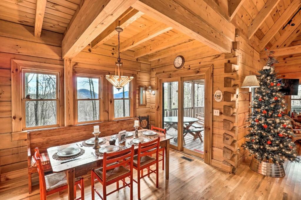 Private Sapphire Valley Resort Cabin with MTN Views! - image 4