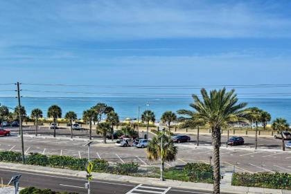 Resort Condo with Balcony - Walk to Madeira Beach! - image 8