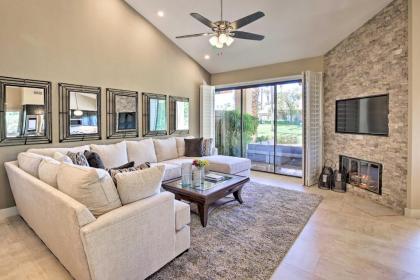 Luxury Remodeled Palm Desert Resort Condo! - image 16