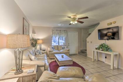 Resort Townhome with Patio Less Than half Mile To Beach Access! - image 1