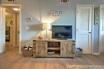 Hilton Head Resort Condo with Beach and Pool Access! - image 12