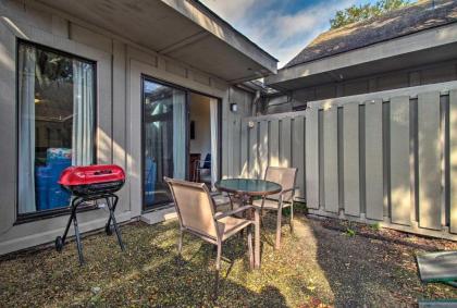 Pet-Friendly Resort Villa with Fenced Yard and BBQ! - image 5