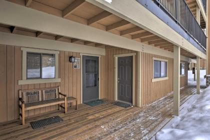 Cozy Ski Condo with Hot Tubs 3 Mi to WP Resort! - image 4