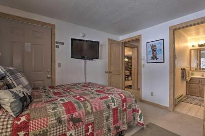 Cozy Ski Condo with Hot Tubs 3 Mi to WP Resort! - image 5