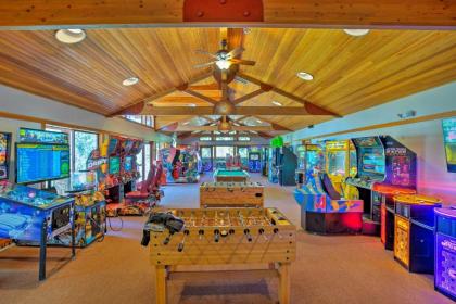 Truckee Home with Premier Northstar Resort Amenities - image 4