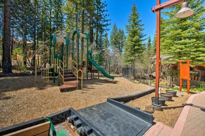 Truckee Home with Premier Northstar Resort Amenities - image 5