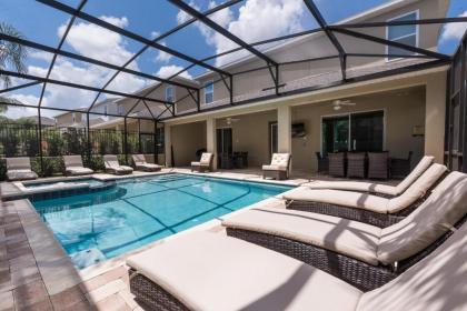 Immaculate Home with Water Park Access near Disney - 7645W - image 13