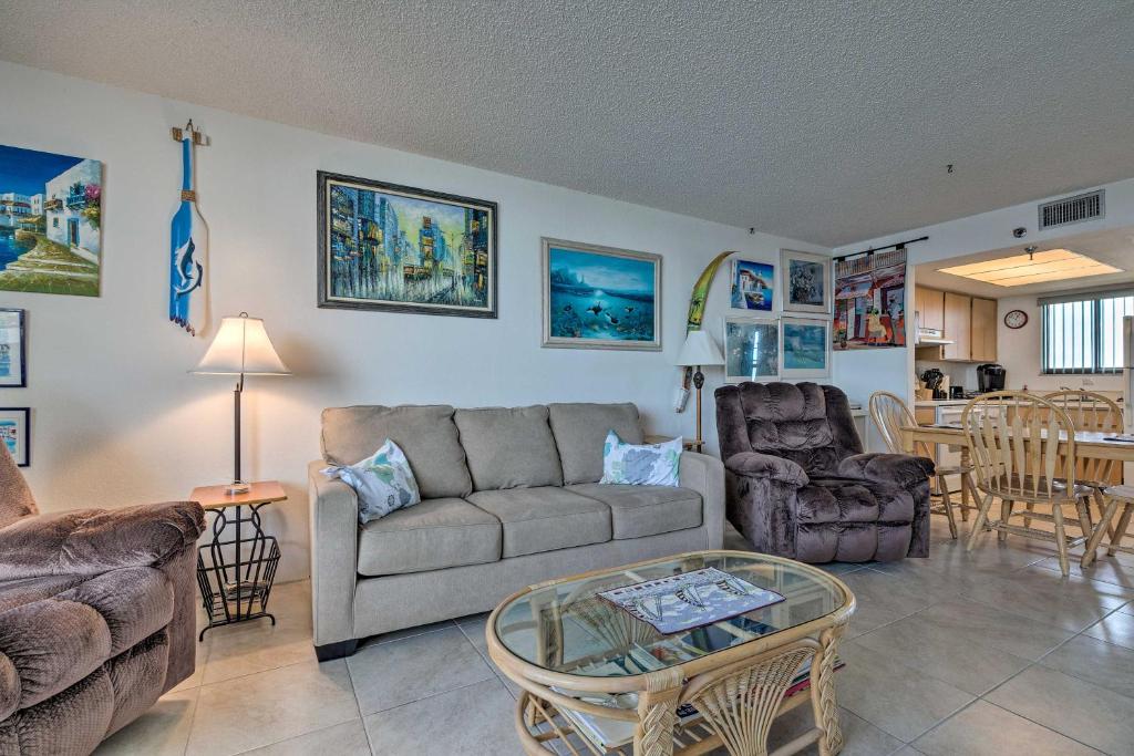 Gulf Coast Oasis - Condo with Resort Access! - image 5