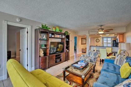 Marco Island Beach Nook with Resort Amenities! - image 1