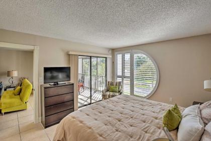 Marco Island Beach Nook with Resort Amenities! - image 14