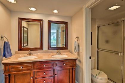 Marco Island Beach Nook with Resort Amenities! - image 17