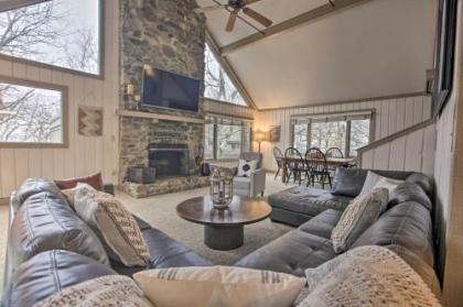 Mountaintop Wintergreen Resort Home with Deck and Views! - image 9