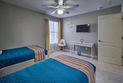 Kissimmee Resort Retreat - 6 Miles to Disney Gates - image 16