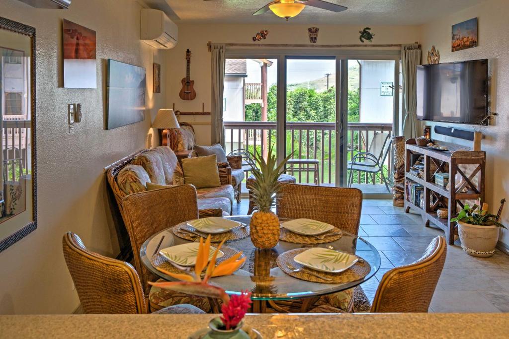 Pristine Lihue Condo with Resort Perks -Walk to Beach - main image