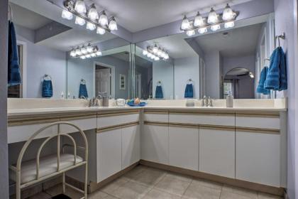 Resort-Style Branson Condo Near the 76 Strip! - image 18